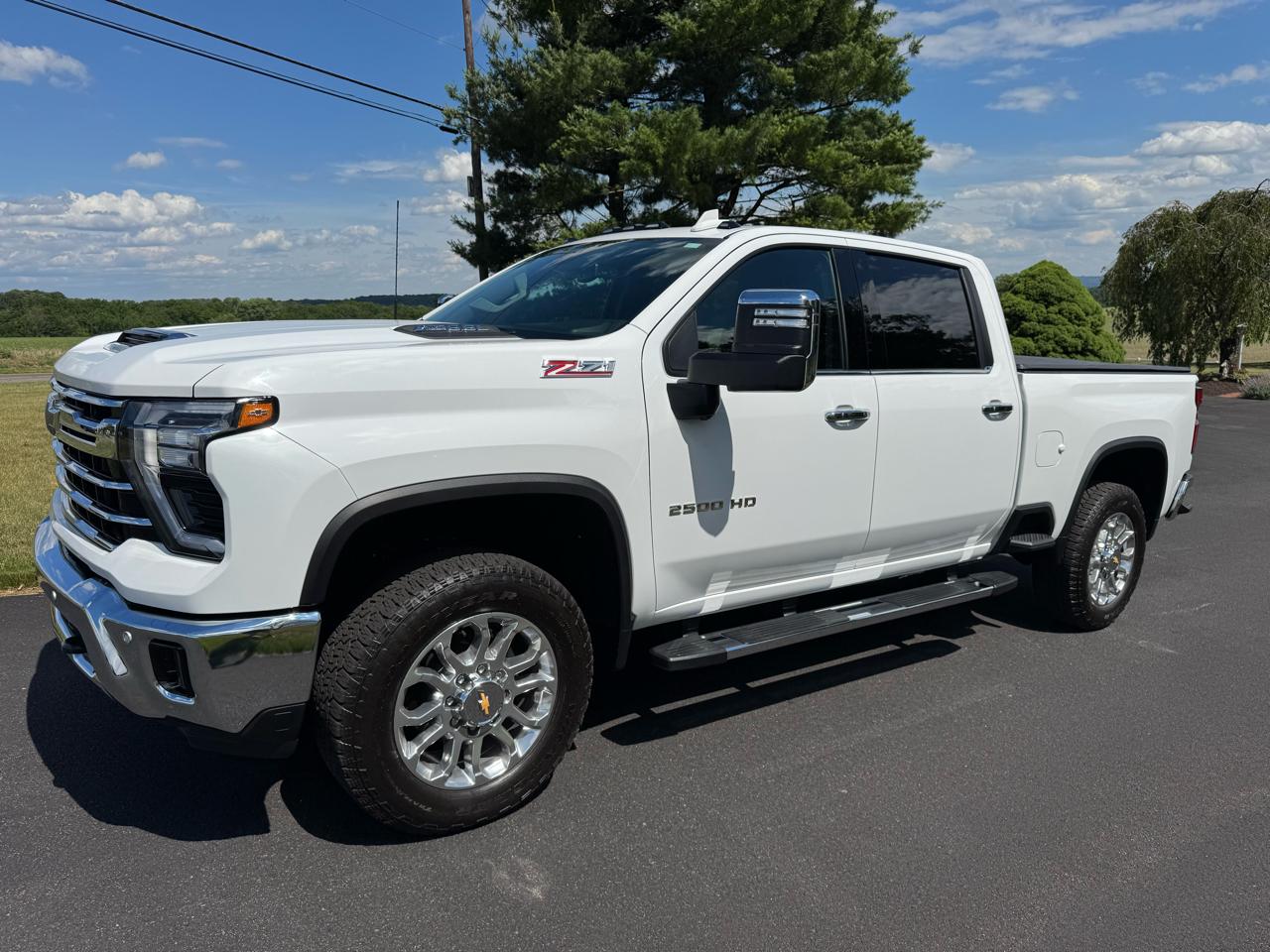 Chevrolet Silverado 2500HD 4WD Crew Cab 159" LTZ 2024