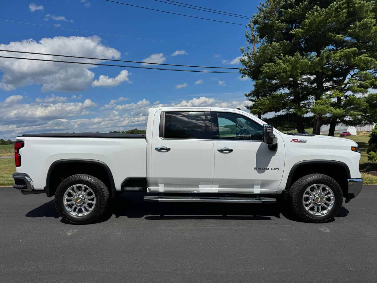 Chevrolet Silverado 2500HD 4WD Crew Cab 159" LTZ 2024