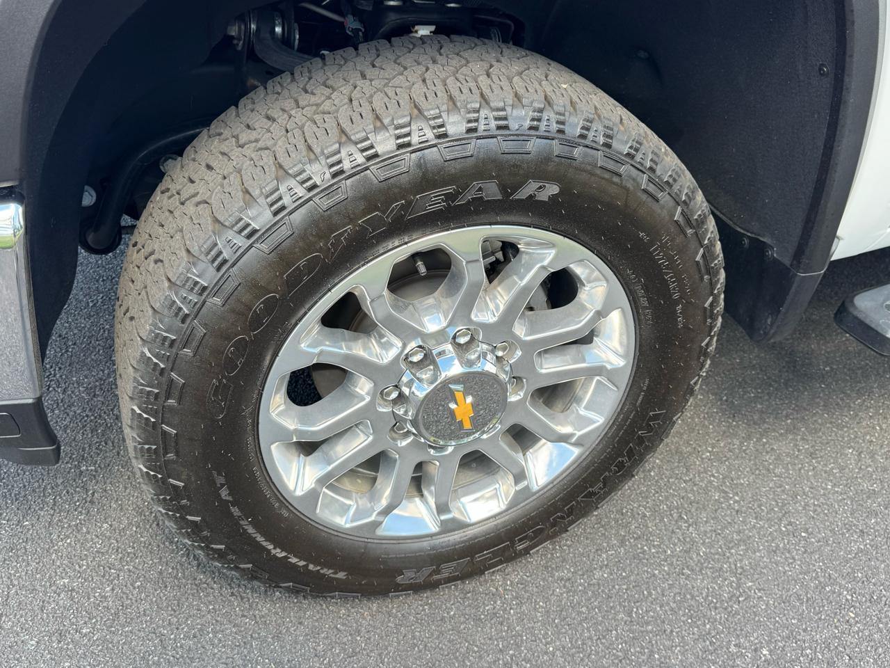 Chevrolet Silverado 2500HD 4WD Crew Cab 159" LTZ 2024