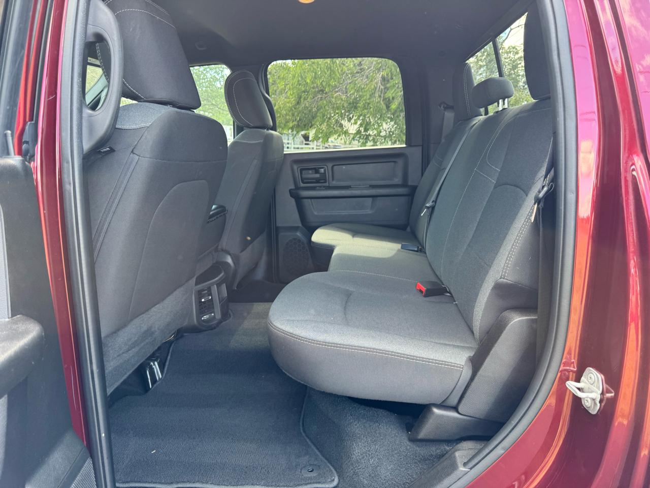 RAM 2500 Tradesman 4x4 Crew Cab 8' Box 2024
