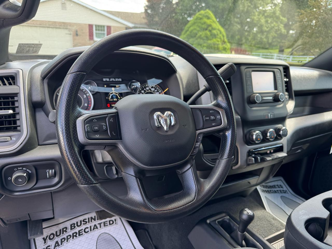 RAM 2500 Tradesman 4x4 Crew Cab 8' Box 2024