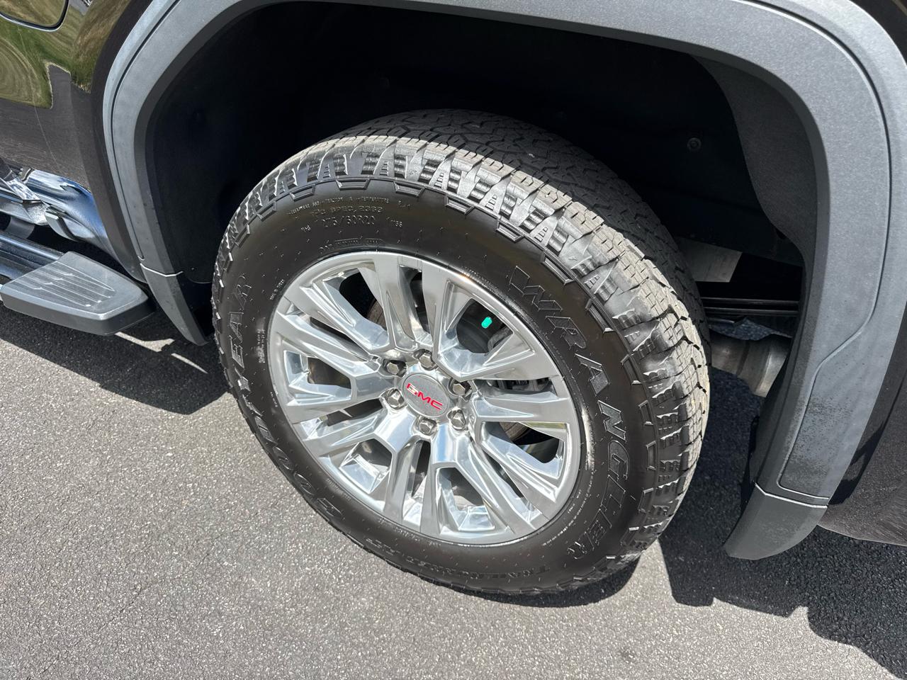 GMC Sierra 1500 4WD Crew Cab 147" SLT 2023