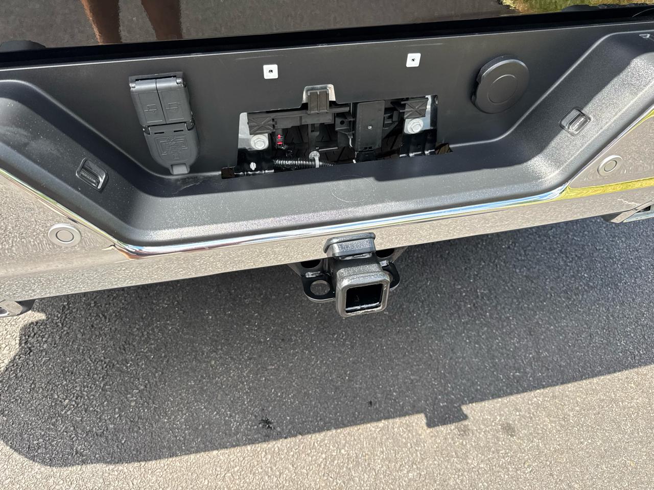 GMC Sierra 1500 4WD Crew Cab 147" SLT 2023