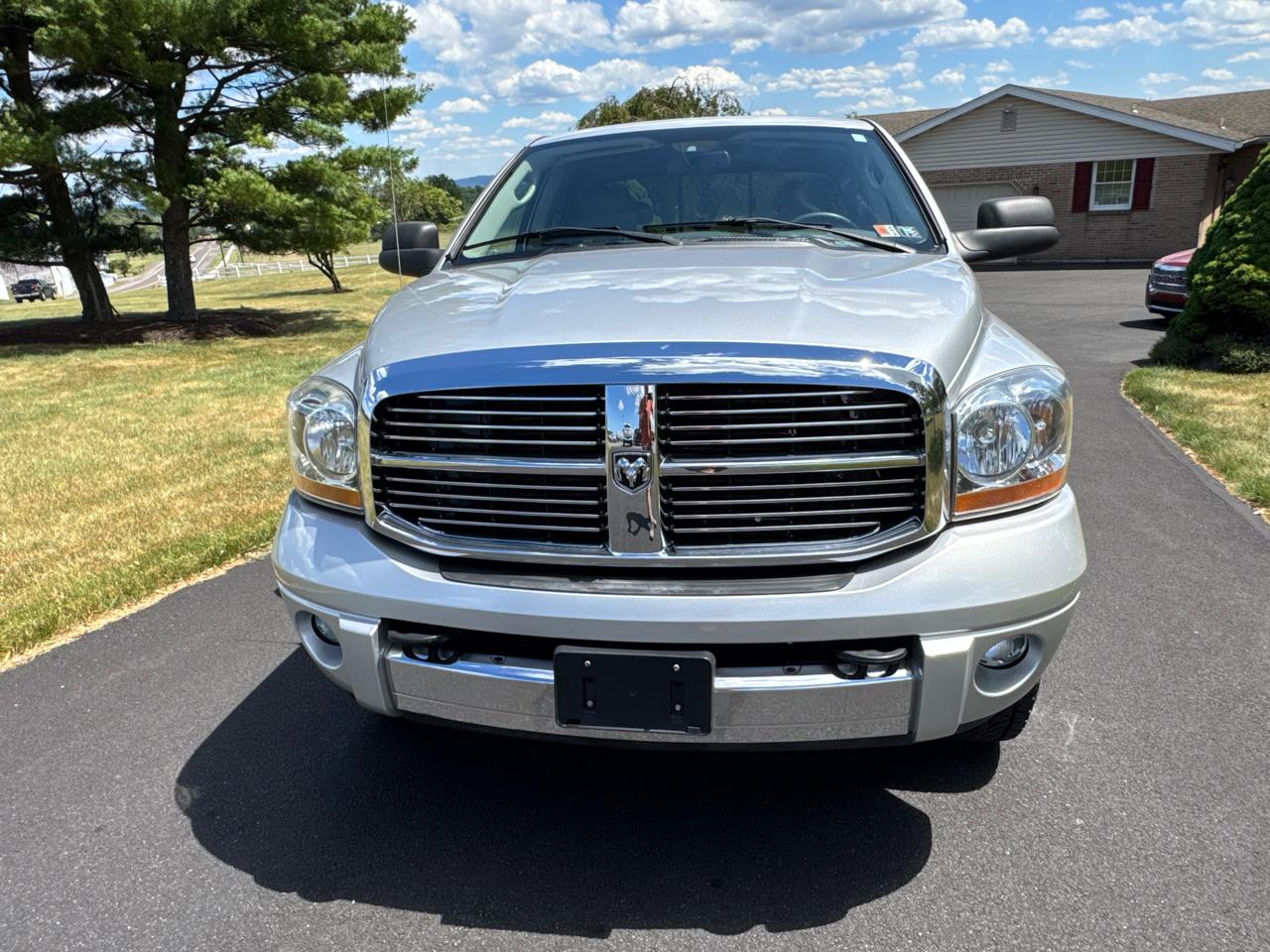 Dodge Ram 2500 4dr Quad Cab 140.5 4WD Laramie 2006