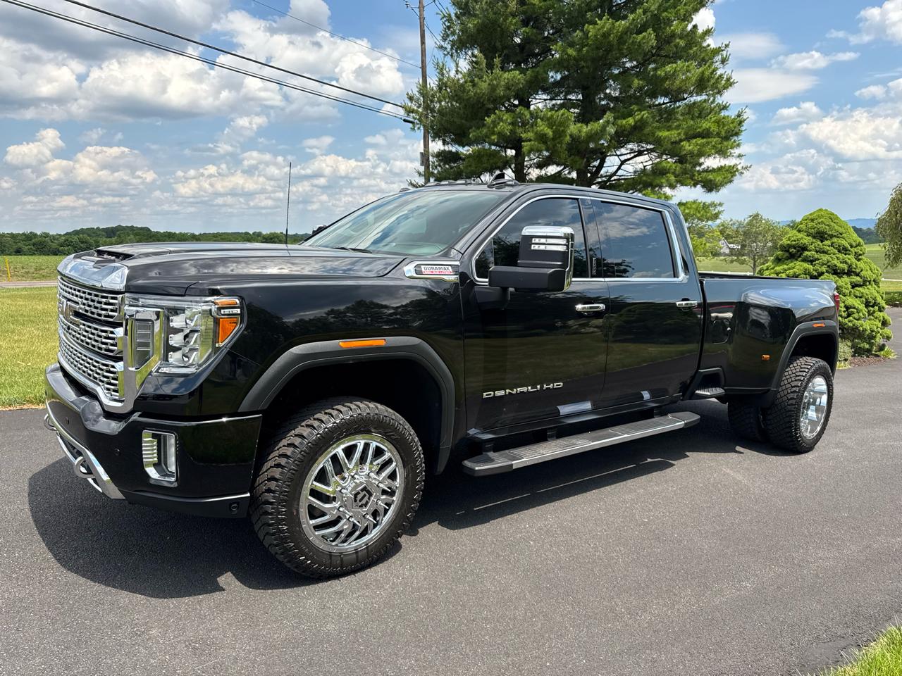 GMC Sierra 3500HD 4WD Crew Cab 172" Denali 2020