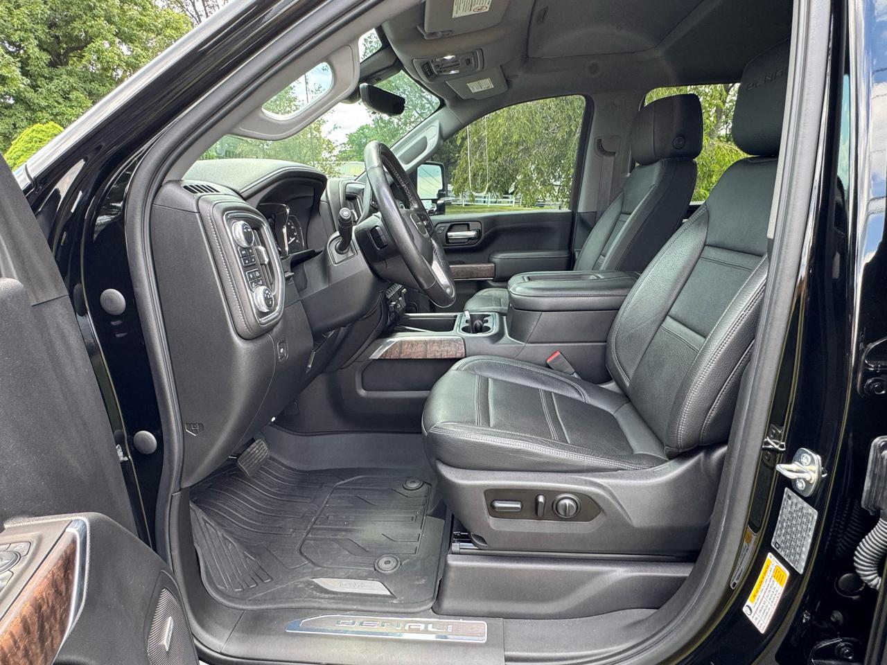 GMC Sierra 3500HD 4WD Crew Cab 172" Denali 2020