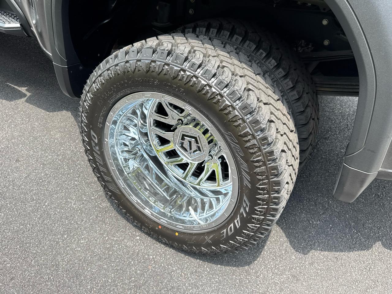 GMC Sierra 3500HD 4WD Crew Cab 172" Denali 2020