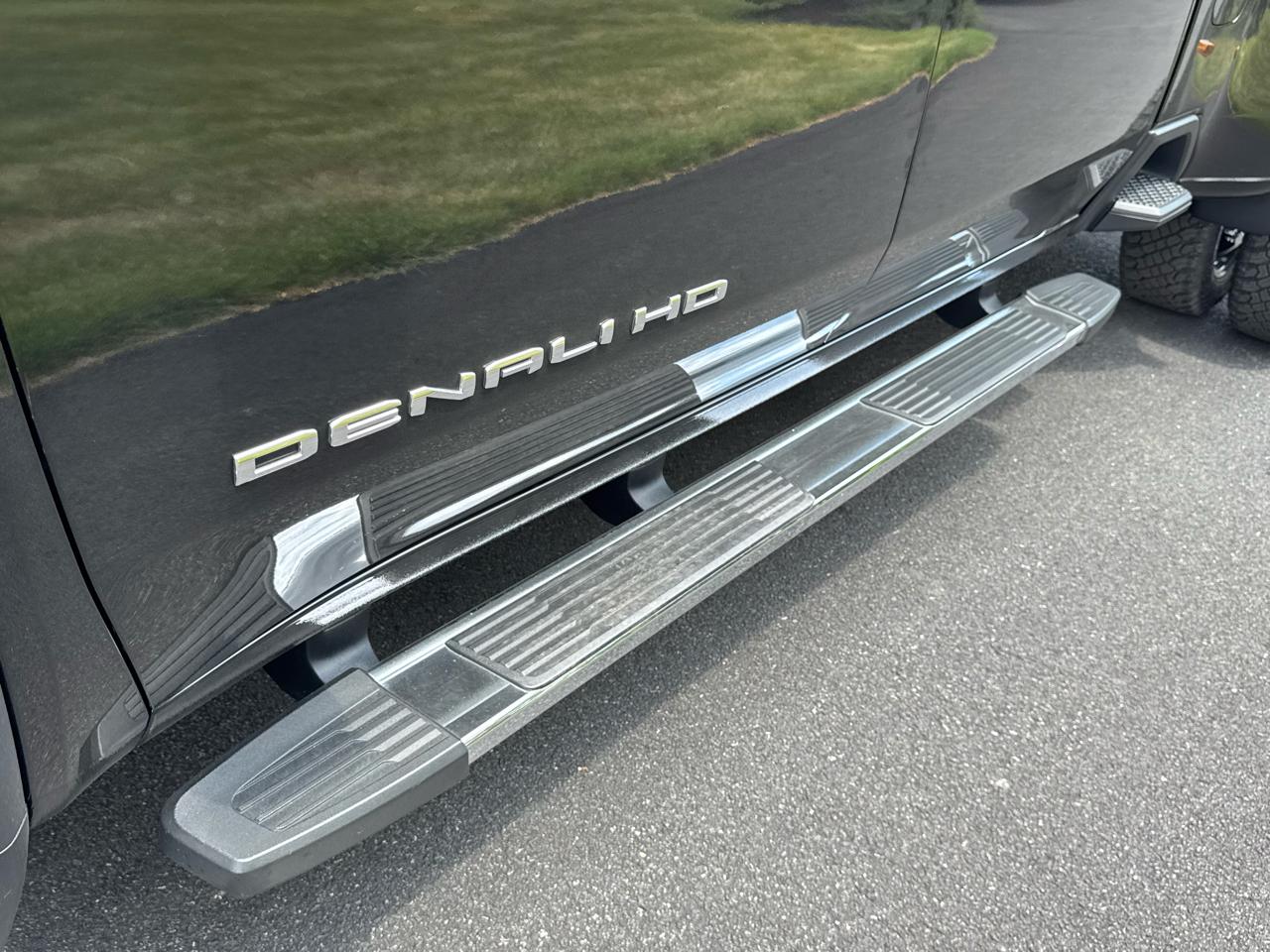GMC Sierra 3500HD 4WD Crew Cab 172" Denali 2020
