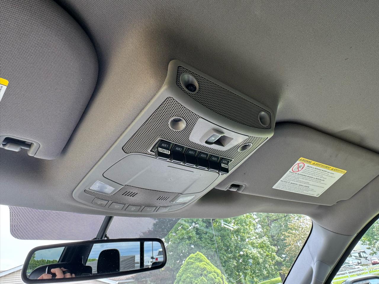 Ford Super Duty F-450 DRW Lariat 4WD Crew Cab 179" WB 60" CA 2019