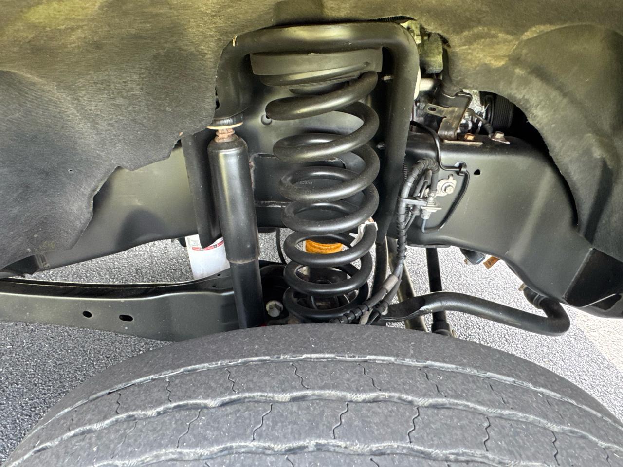 Ford Super Duty F-450 DRW Lariat 4WD Crew Cab 179" WB 60" CA 2019