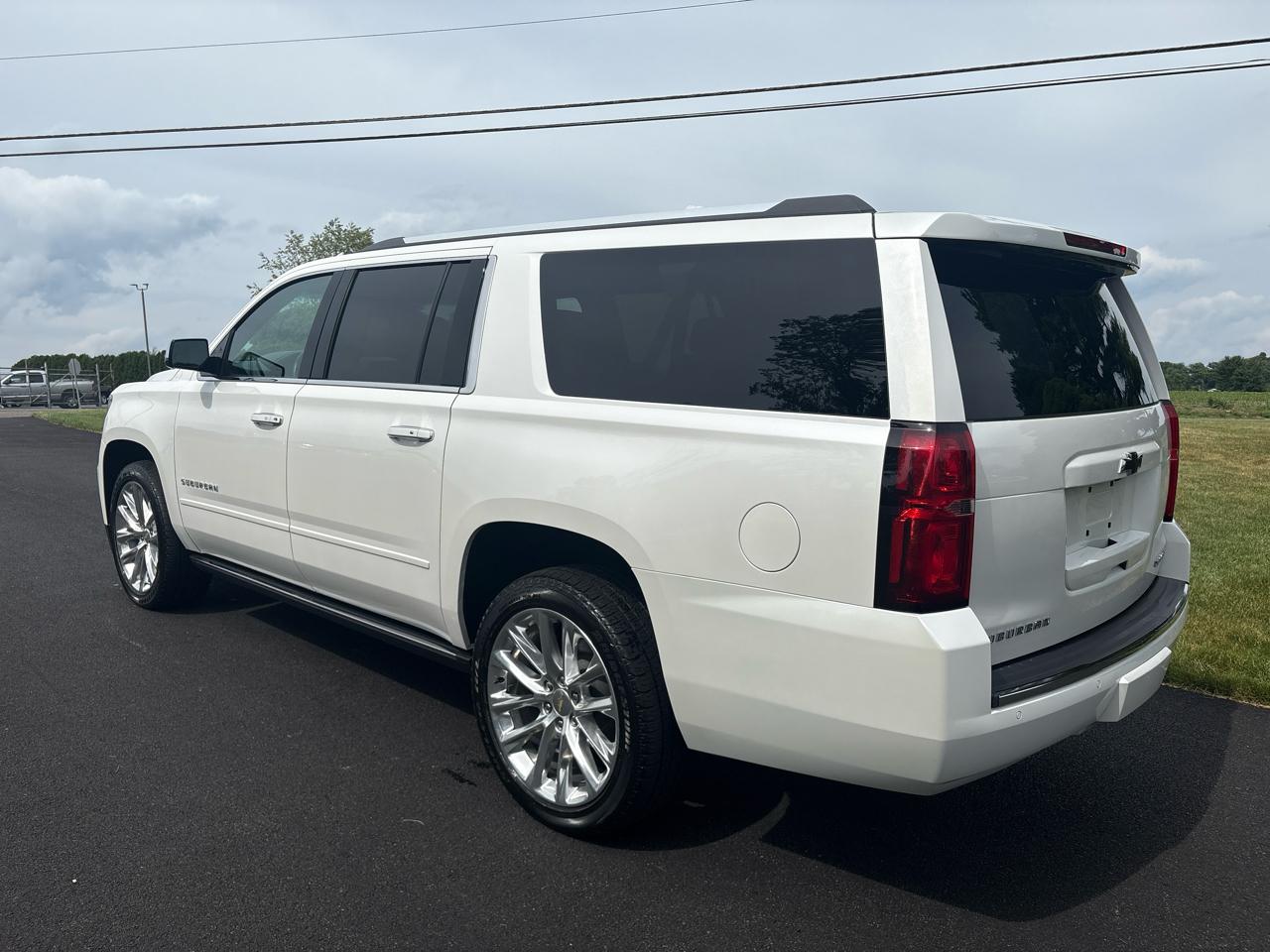 Chevrolet Suburban 4WD 4dr 1500 Premier 2019