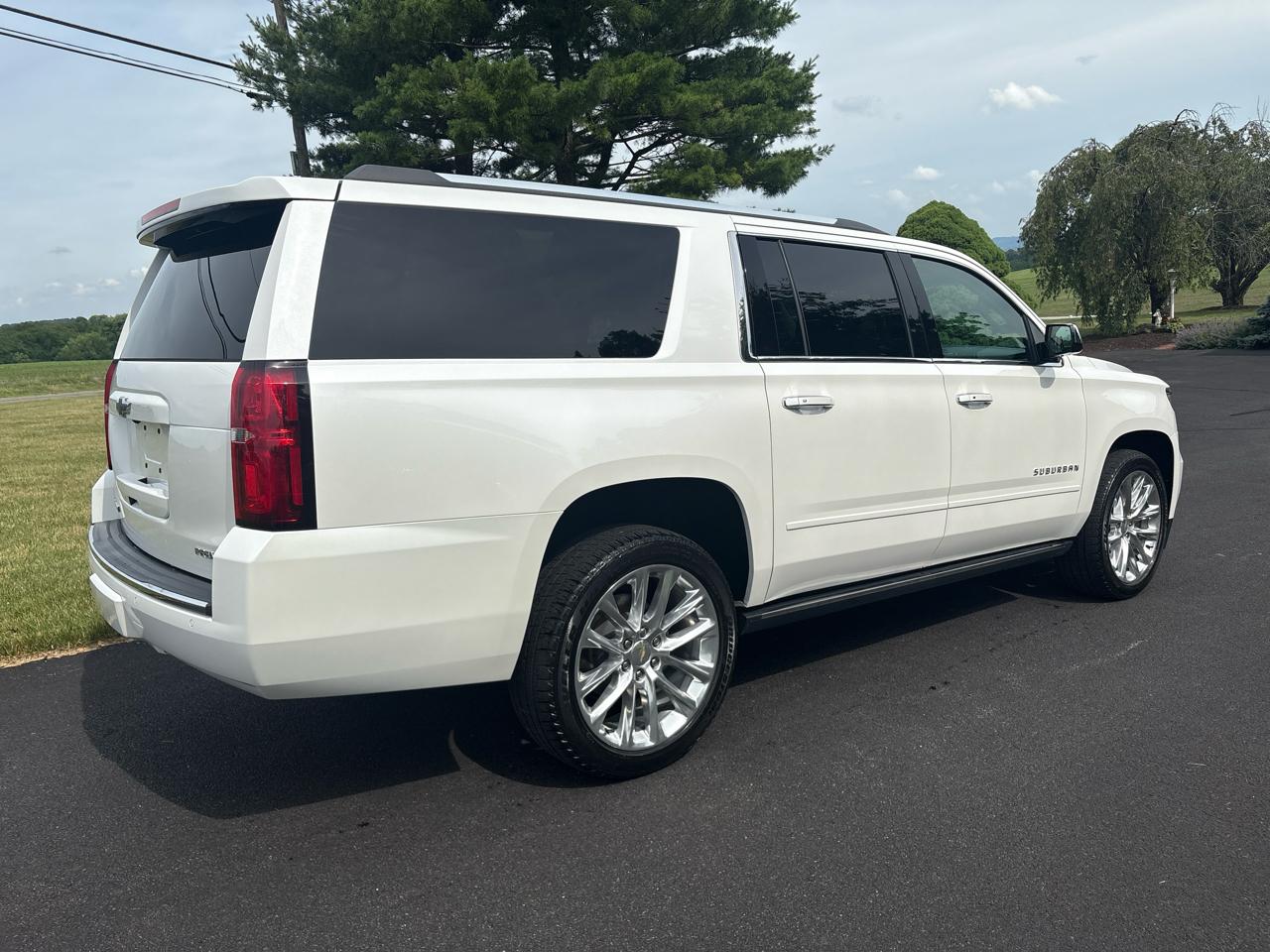 Chevrolet Suburban 4WD 4dr 1500 Premier 2019