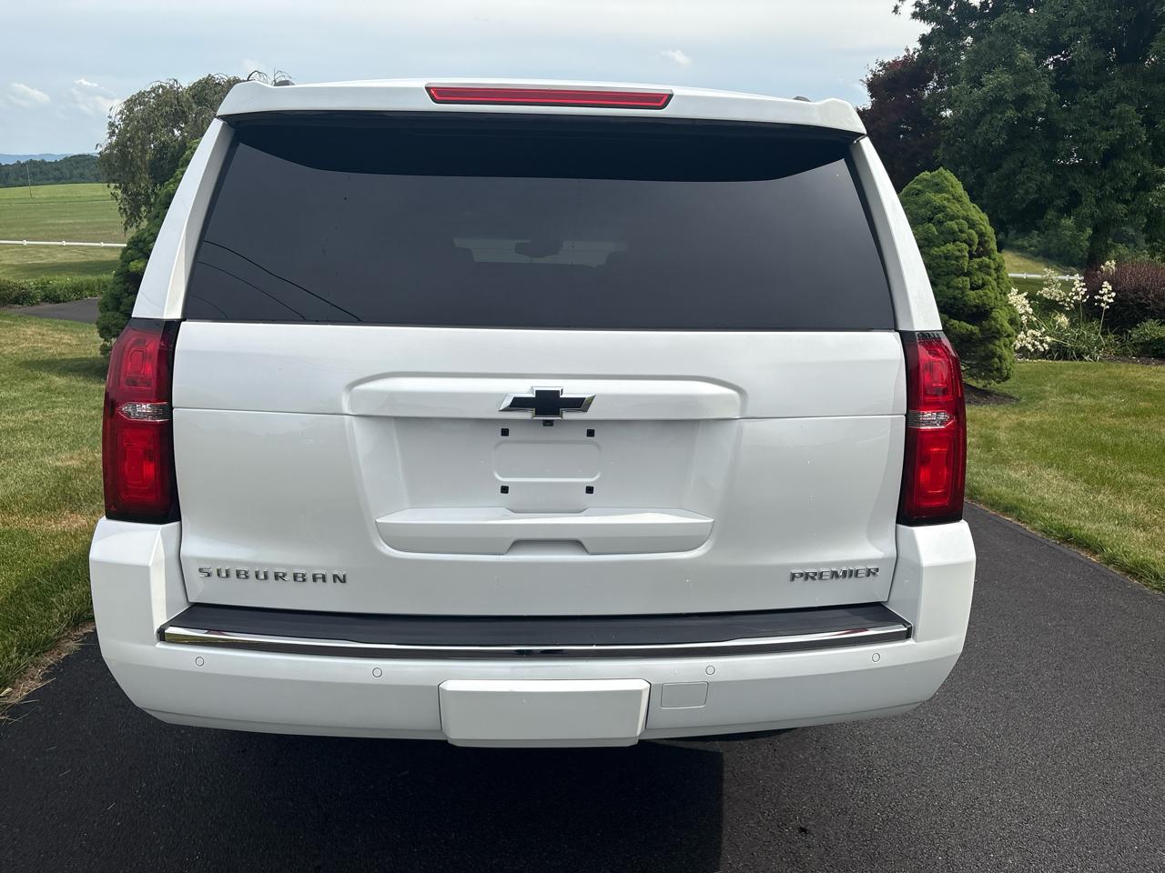 Chevrolet Suburban 4WD 4dr 1500 Premier 2019