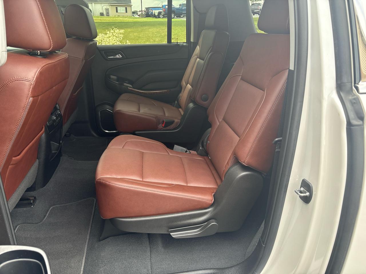 Chevrolet Suburban 4WD 4dr 1500 Premier 2019