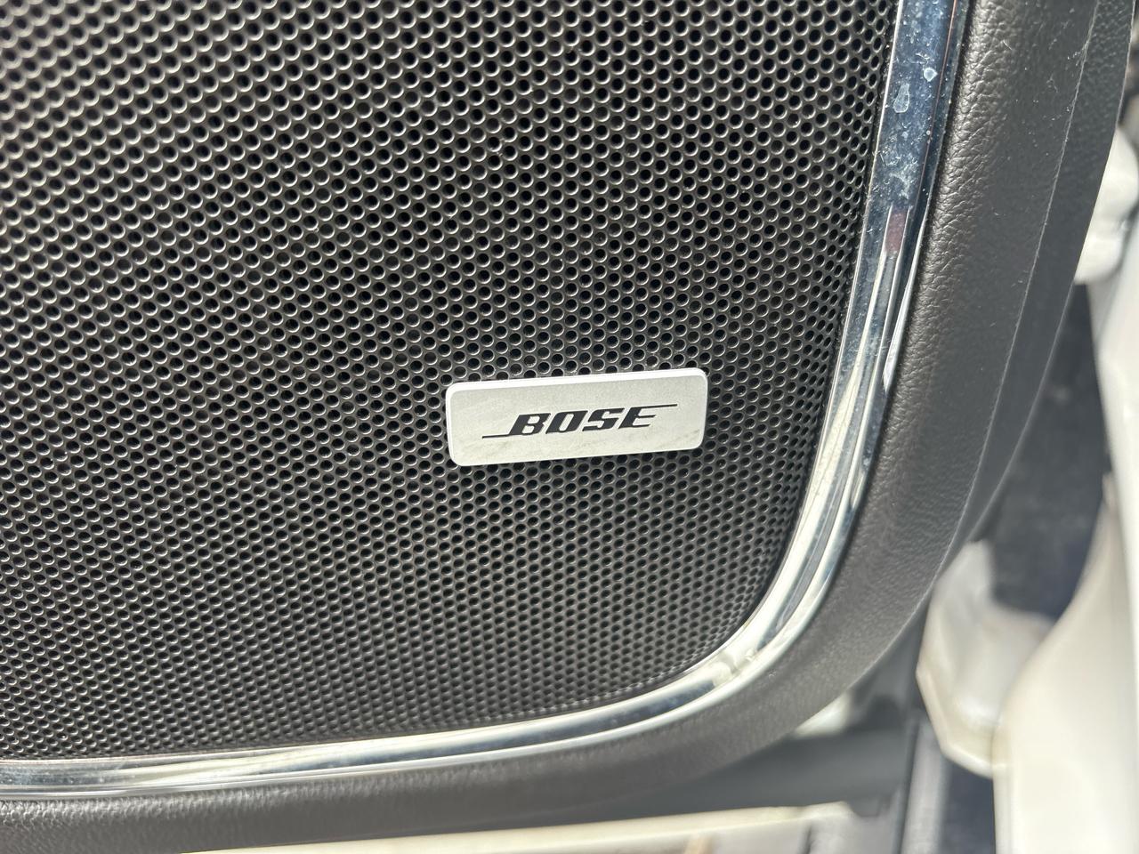 Chevrolet Suburban 4WD 4dr 1500 Premier 2019
