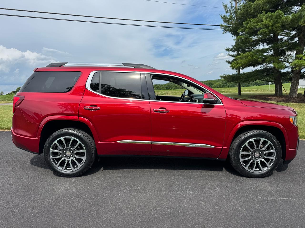 GMC Acadia AWD 4dr Denali 2020