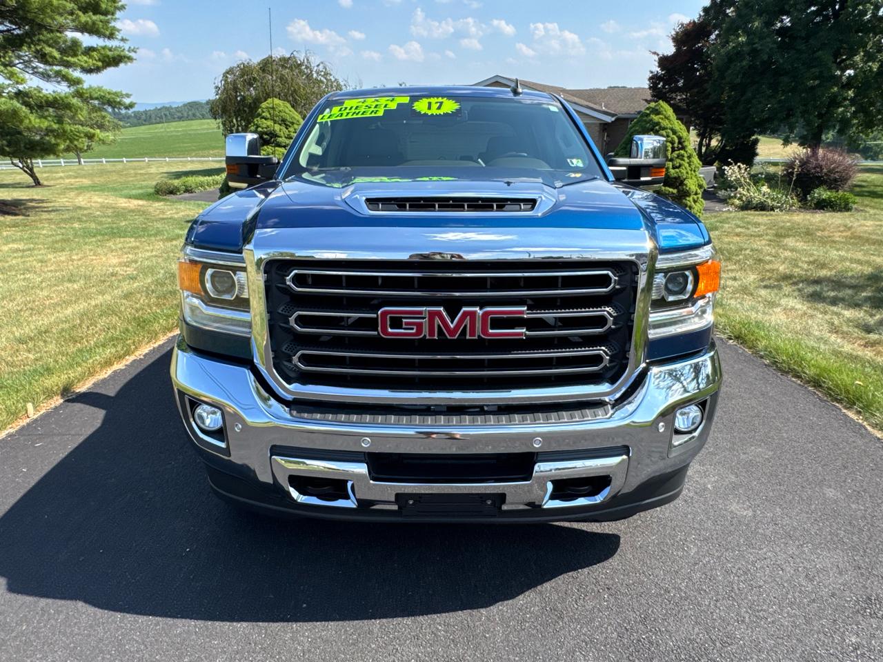 GMC Sierra 2500HD 4WD Crew Cab 167.7" SLT 2017