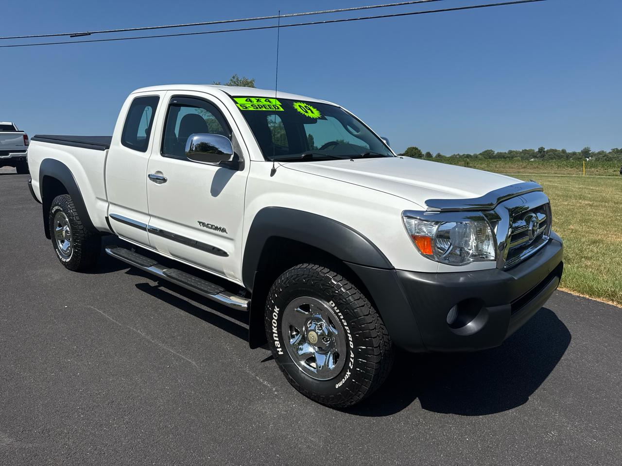 Toyota Tacoma 4WD Access I4 MT (Natl) 2009