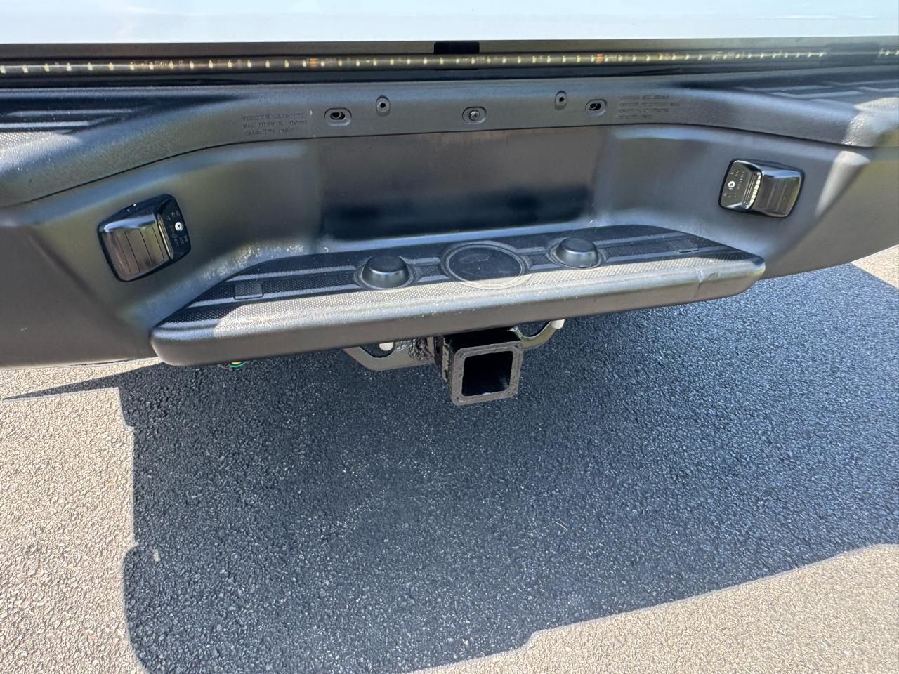 Toyota Tacoma 4WD Access I4 MT (Natl) 2009
