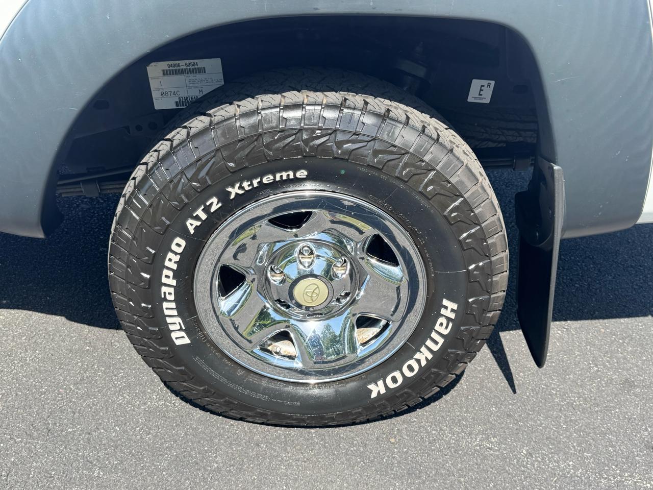 Toyota Tacoma 4WD Access I4 MT (Natl) 2009