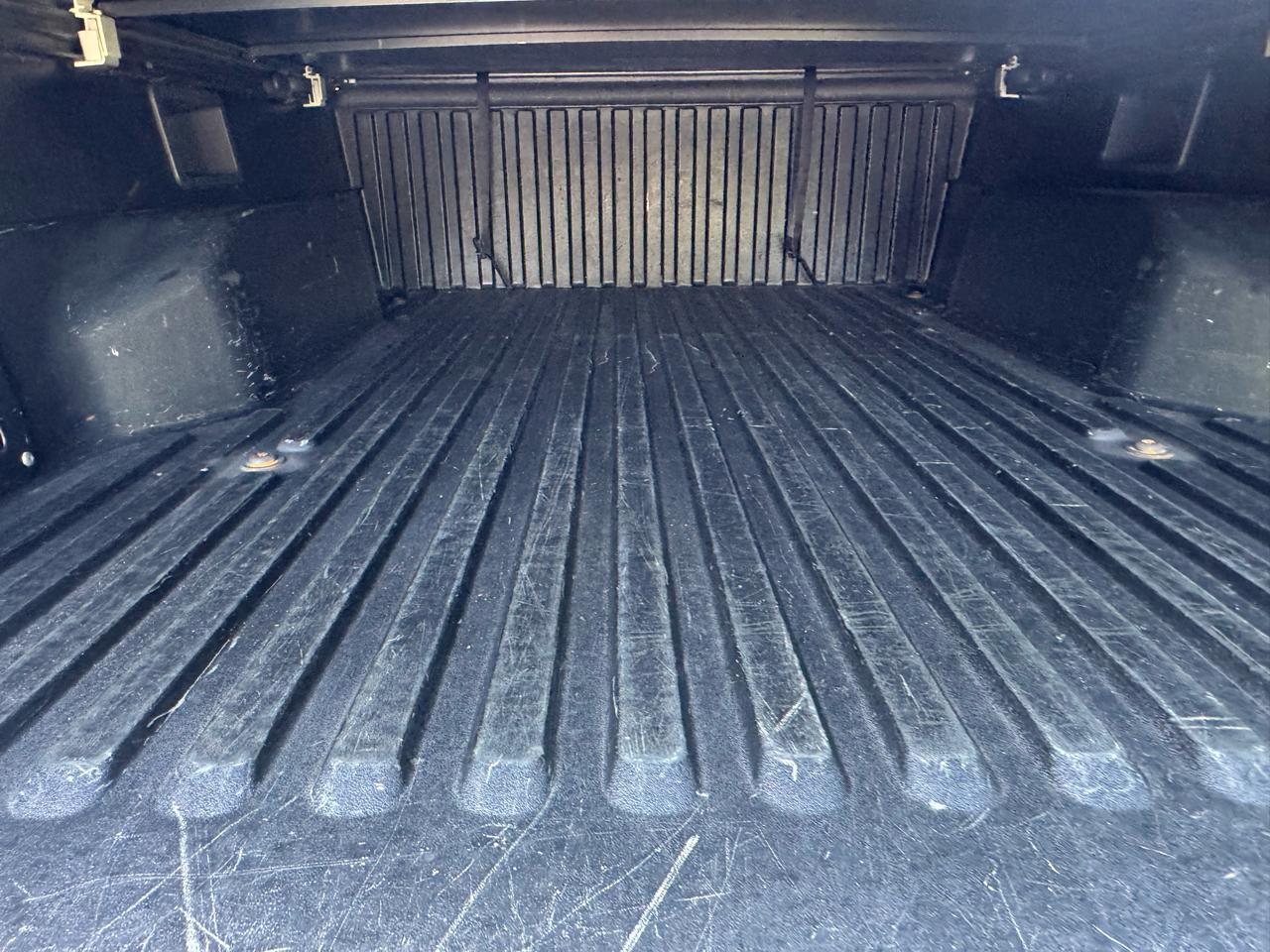 Toyota Tacoma 4WD Access I4 MT (Natl) 2009