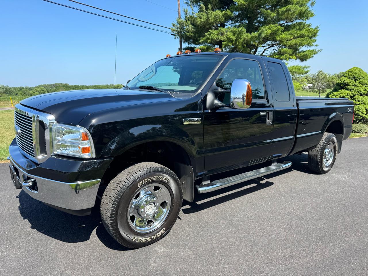2006 Ford Super Duty F-250 Supercab Long Bed XLT 4WD