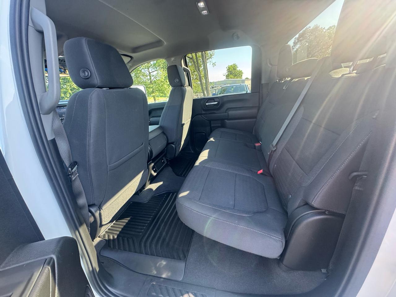 Chevrolet Silverado 3500HD CC 4WD Crew Cab 177" WB, 60" CA LT 2023