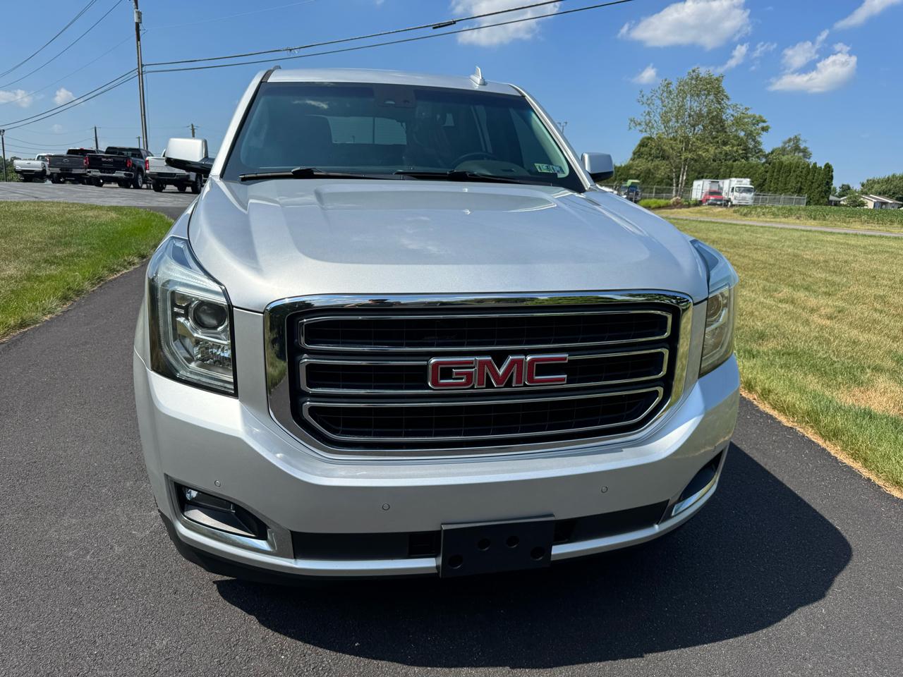 GMC Yukon XL 4WD 4dr SLE 2019