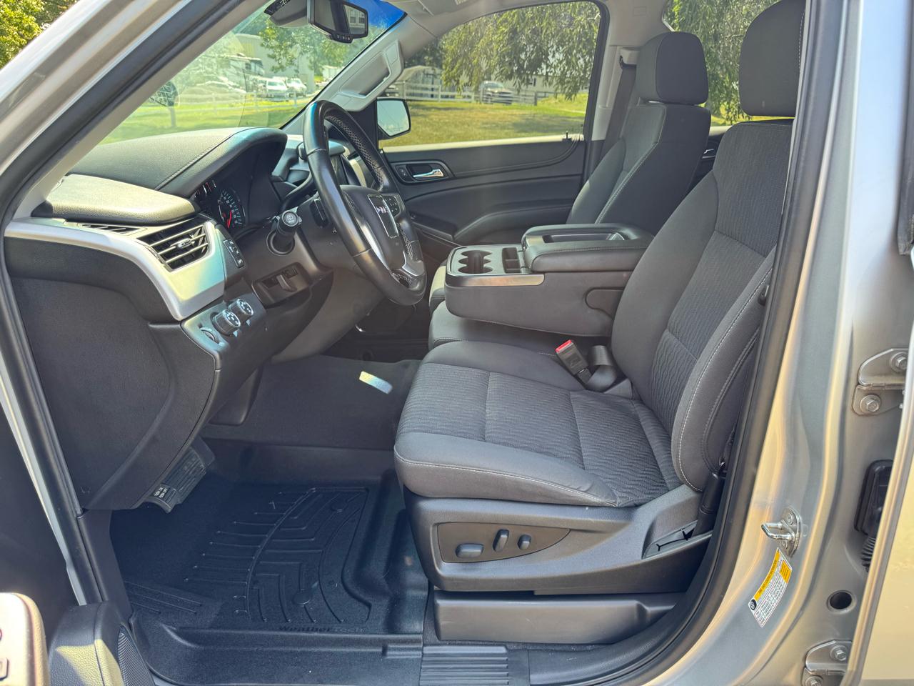 GMC Yukon XL 4WD 4dr SLE 2019