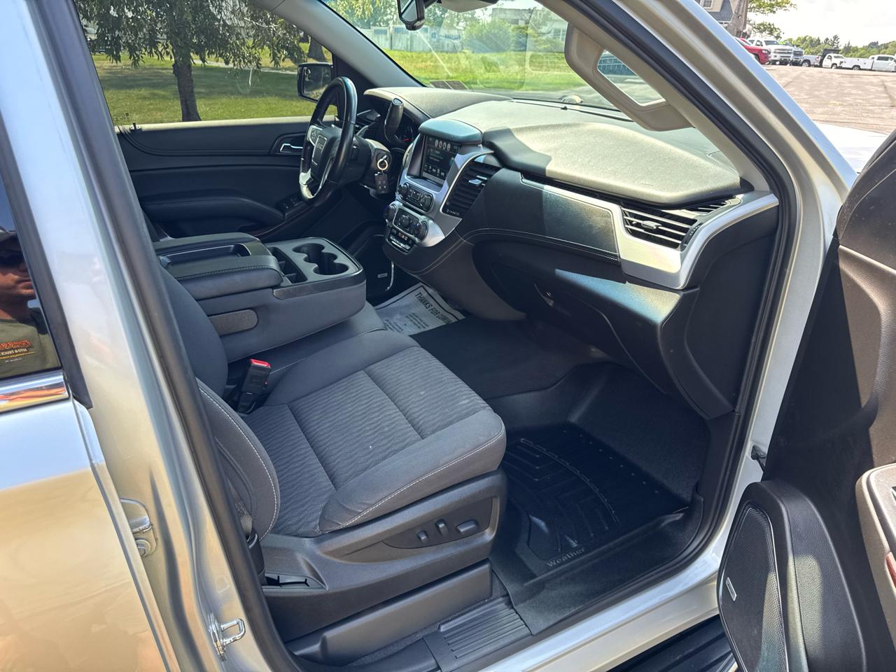 GMC Yukon XL 4WD 4dr SLE 2019