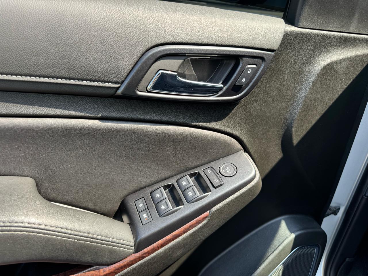 GMC Yukon XL 4WD 4dr SLE 2019