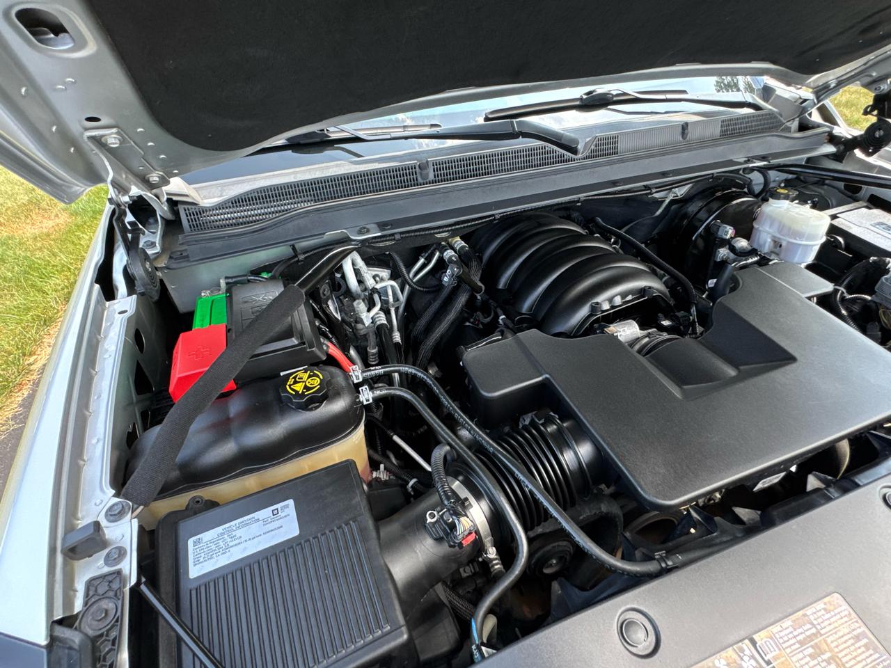GMC Yukon XL 4WD 4dr SLE 2019