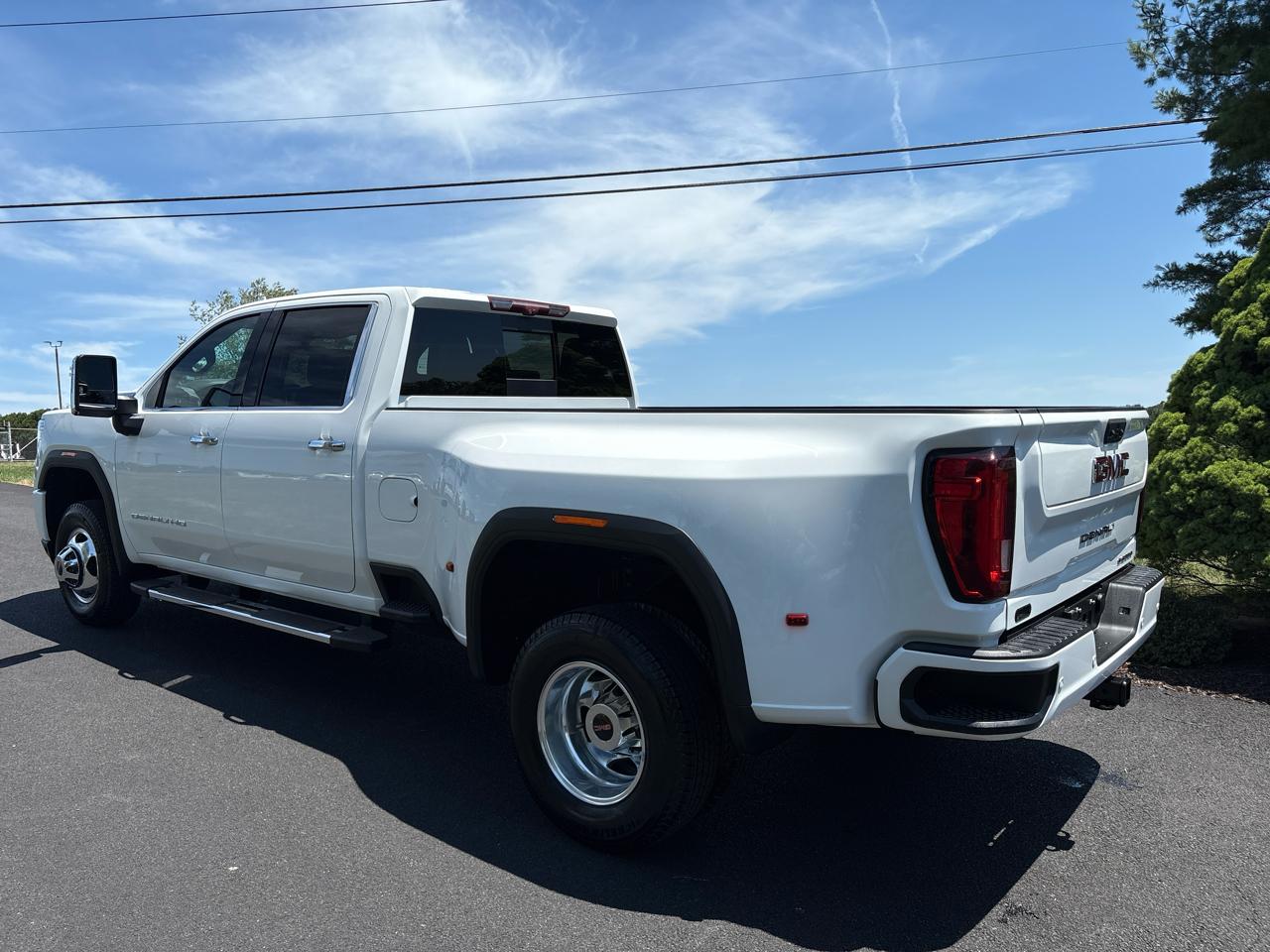 GMC Sierra 3500HD 4WD Crew Cab 172" Denali 2021