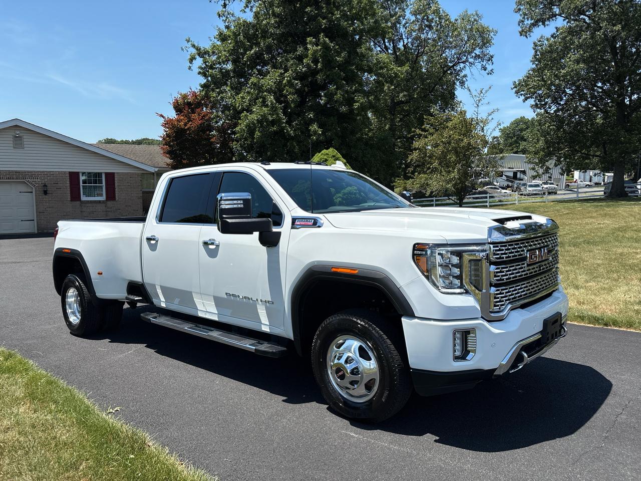 GMC Sierra 3500HD 4WD Crew Cab 172" Denali 2021