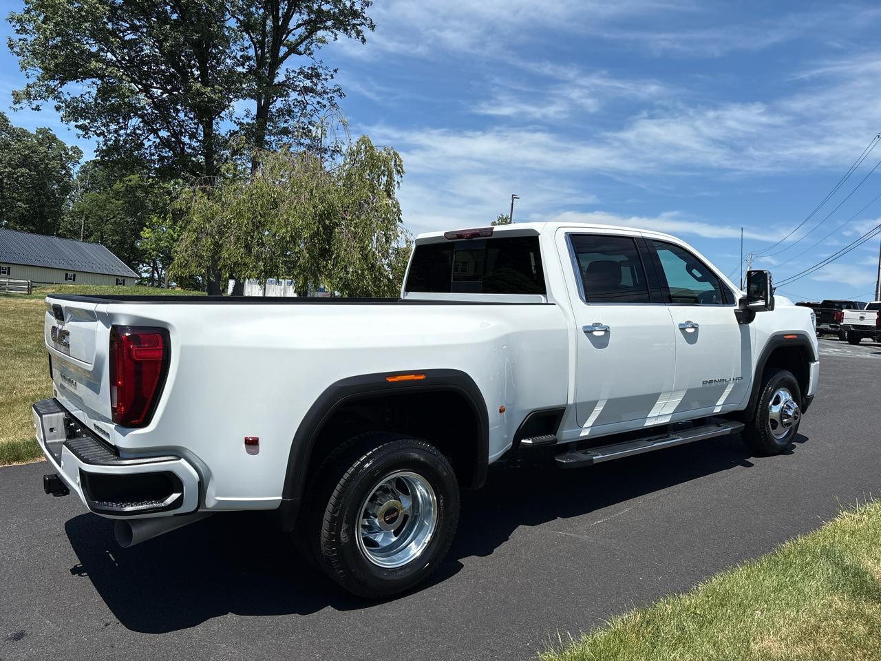 GMC Sierra 3500HD 4WD Crew Cab 172" Denali 2021