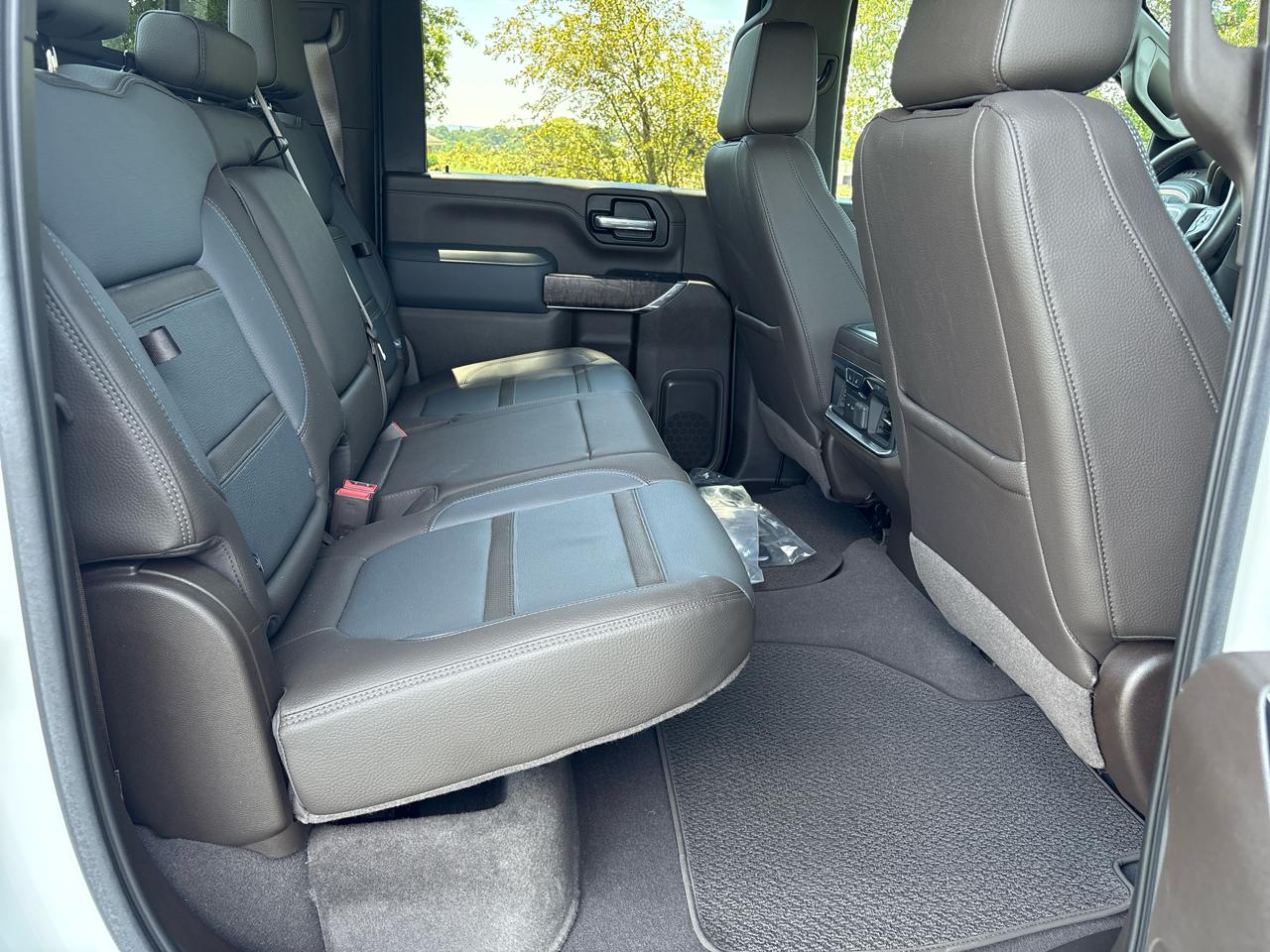 GMC Sierra 3500HD 4WD Crew Cab 172" Denali 2021