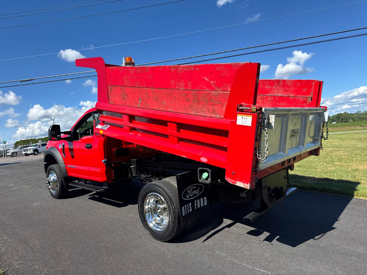 Ford Super Duty F-550 DRW XL 4WD Reg Cab 145" WB 60" CA 2021