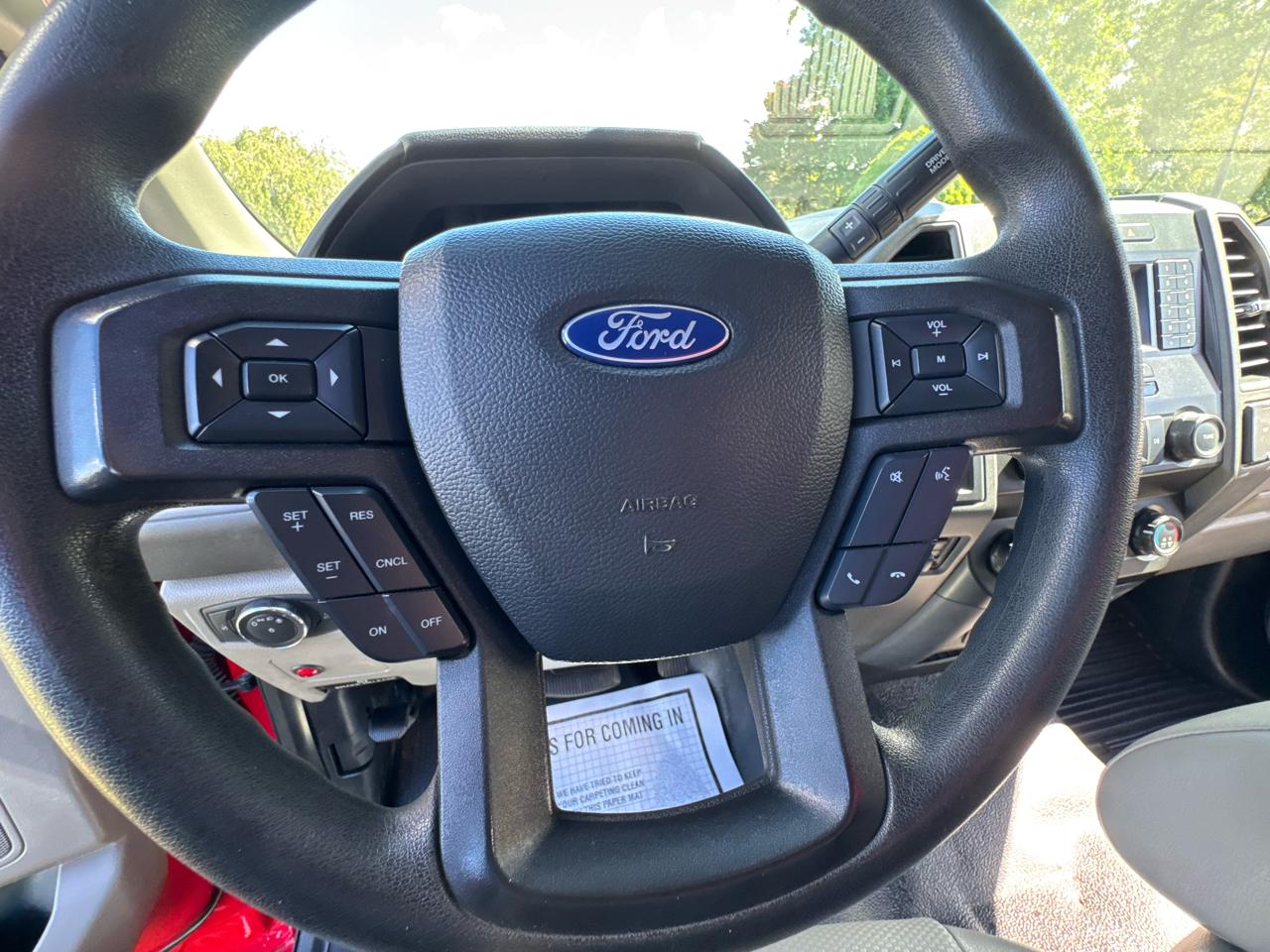 Ford Super Duty F-550 DRW XL 4WD Reg Cab 145" WB 60" CA 2021
