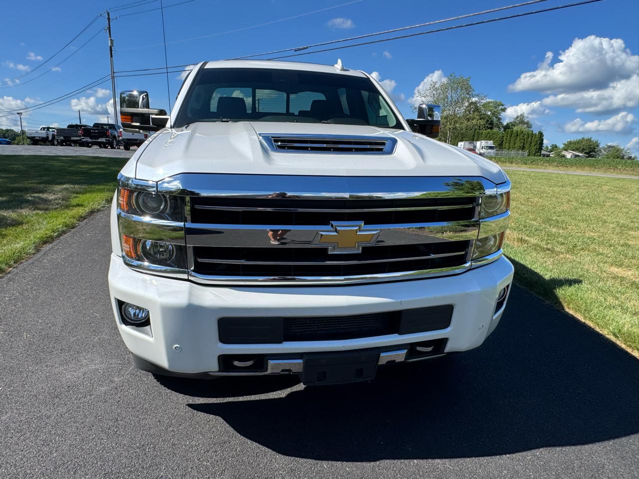 Chevrolet Silverado 2500HD 4WD Crew Cab 153.7" High Country 2019