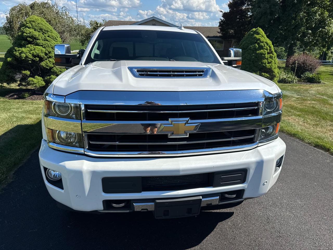 Chevrolet Silverado 2500HD 4WD Crew Cab 153.7" High Country 2019
