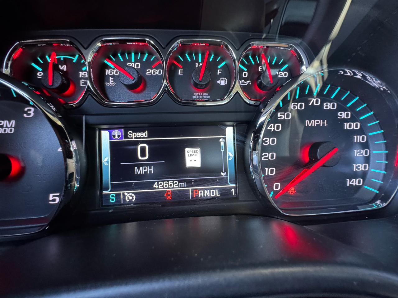 Chevrolet Silverado 2500HD 4WD Crew Cab 153.7" High Country 2019