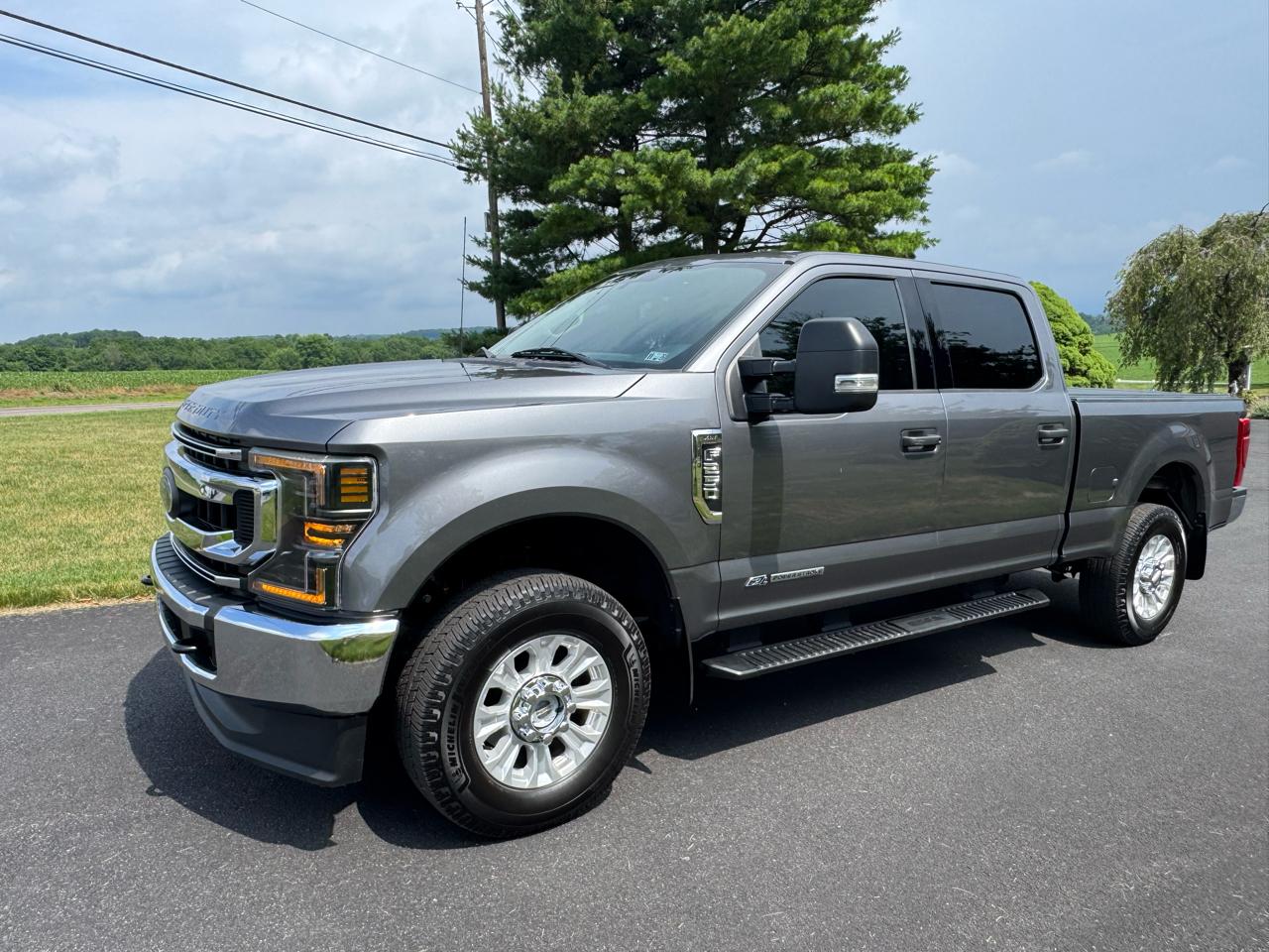 Ford Super Duty F-250 SRW XLT 4WD Crew Cab 6.75' Box 2021