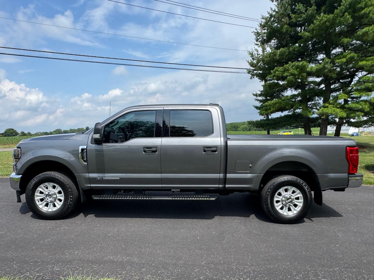 Ford Super Duty F-250 SRW XLT 4WD Crew Cab 6.75' Box 2021