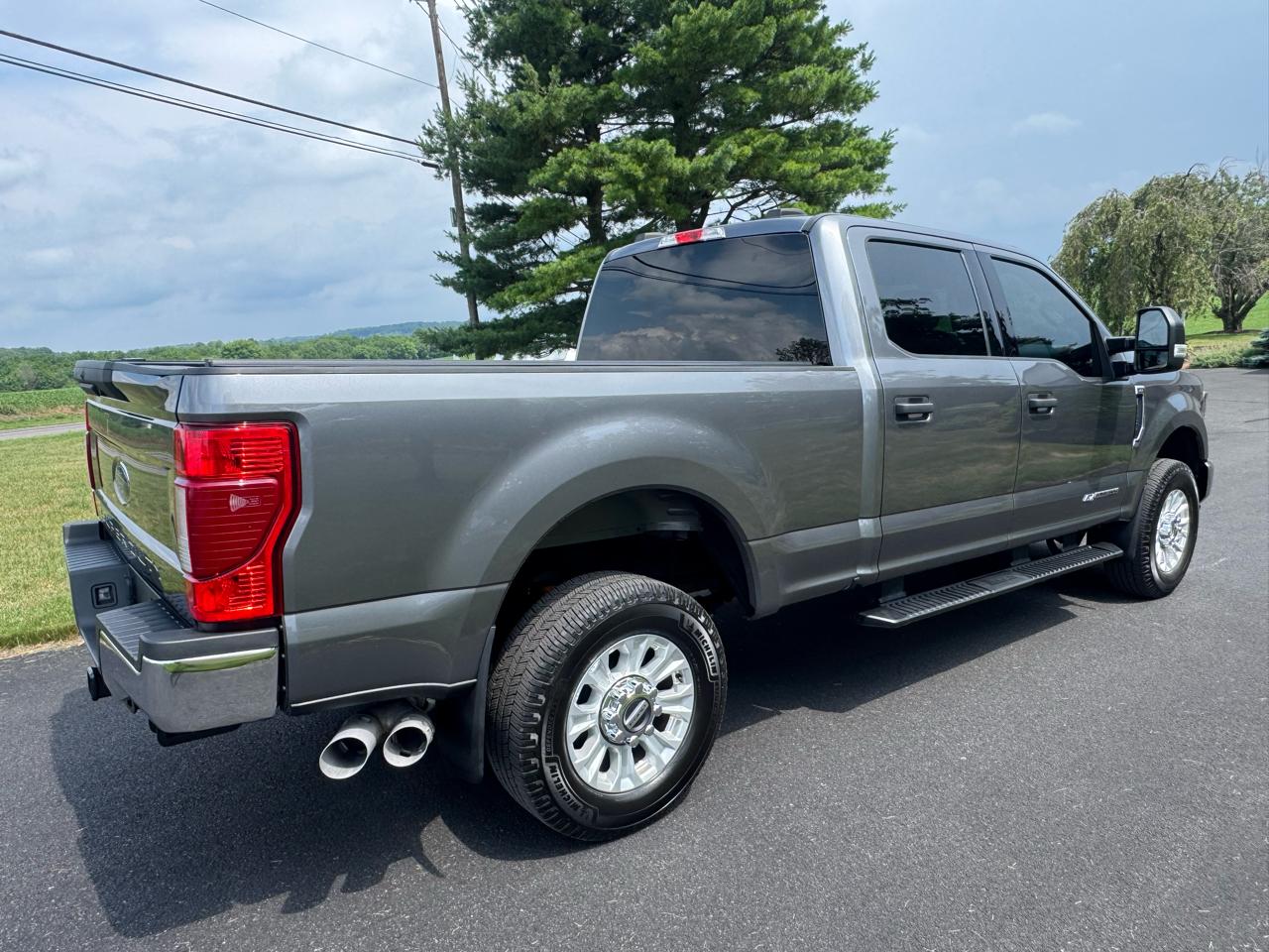 Ford Super Duty F-250 SRW XLT 4WD Crew Cab 6.75' Box 2021
