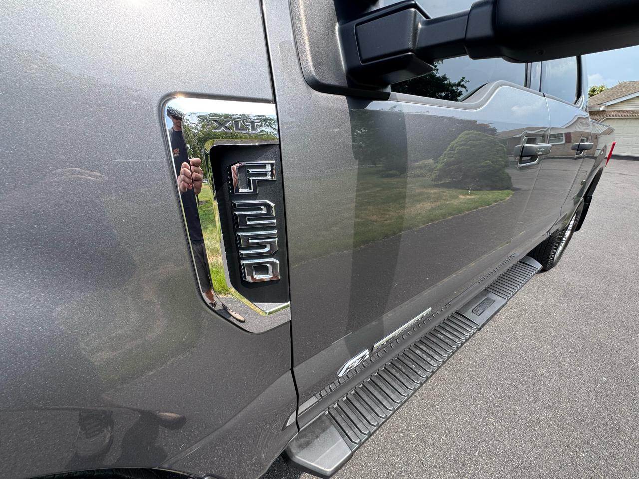 Ford Super Duty F-250 SRW XLT 4WD Crew Cab 6.75' Box 2021
