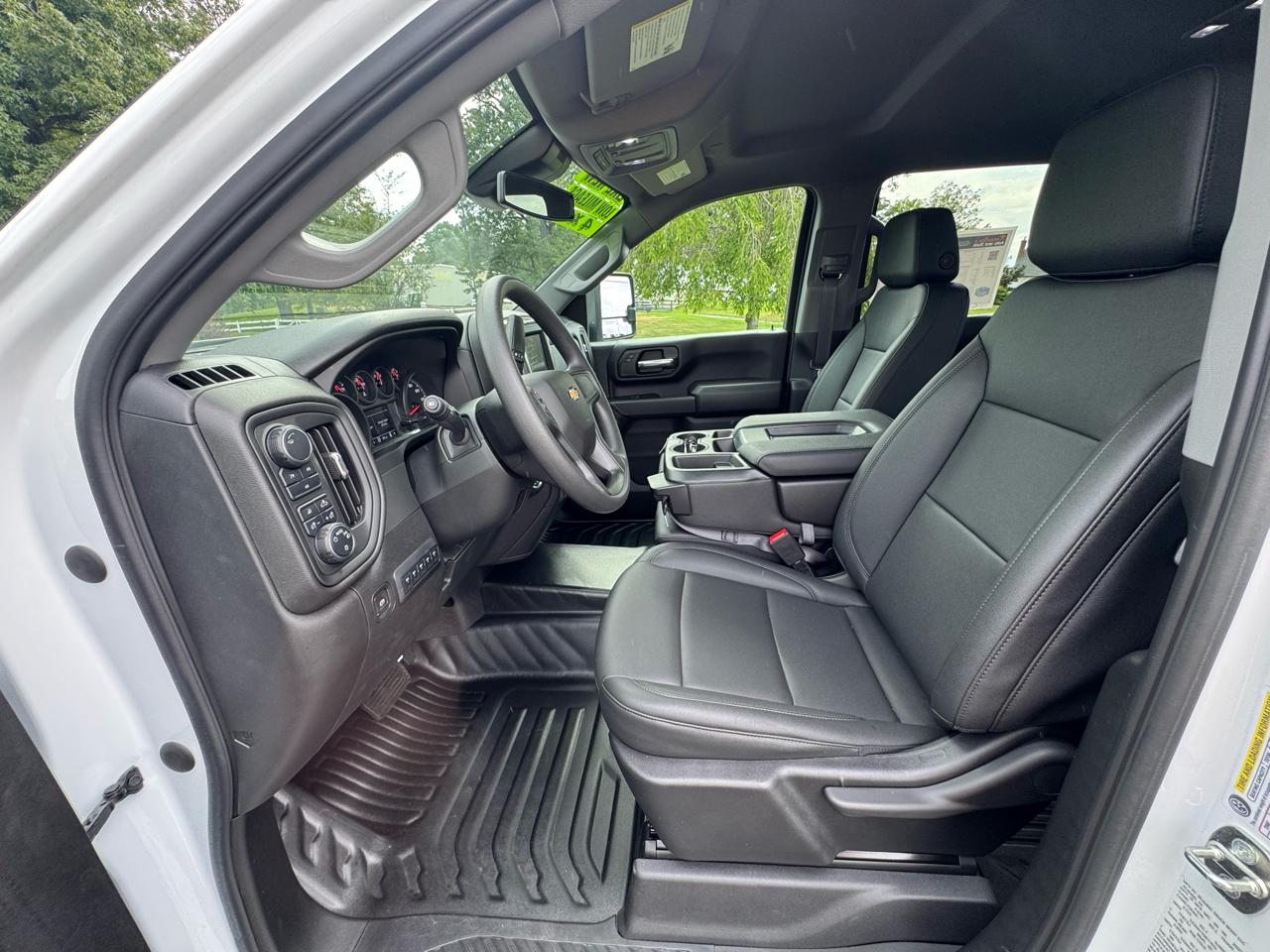Chevrolet Silverado 2500HD 4WD Crew Cab 172" Work Truck 2024