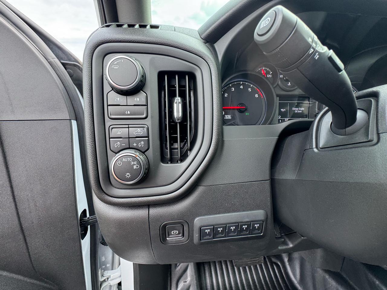 Chevrolet Silverado 2500HD 4WD Crew Cab 172" Work Truck 2024