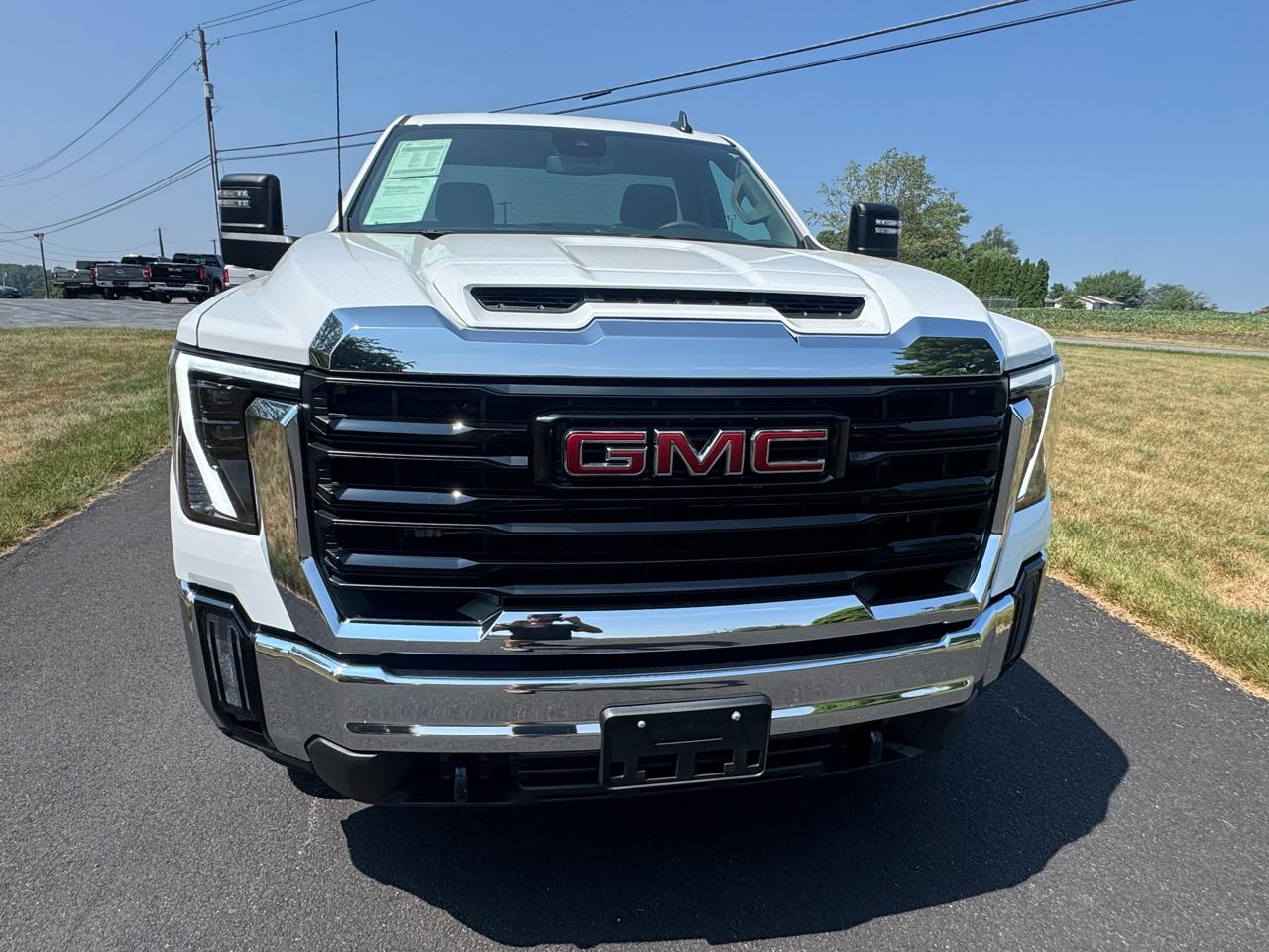 GMC Sierra 3500HD 2WD Reg Cab 142" Pro 2024