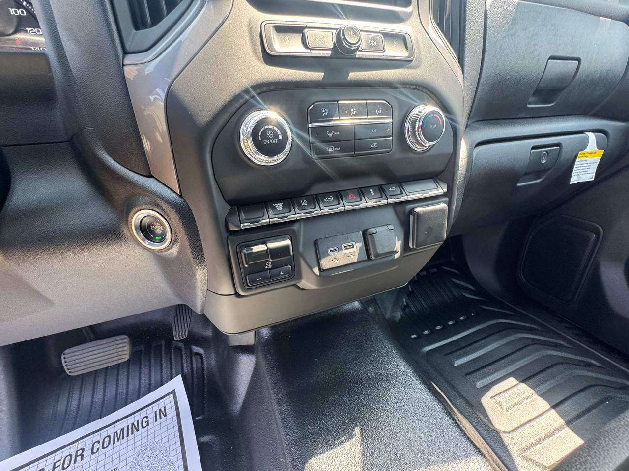 GMC Sierra 3500HD 2WD Reg Cab 142" Pro 2024