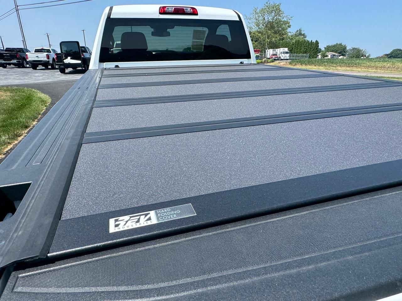 GMC Sierra 3500HD 2WD Reg Cab 142" Pro 2024